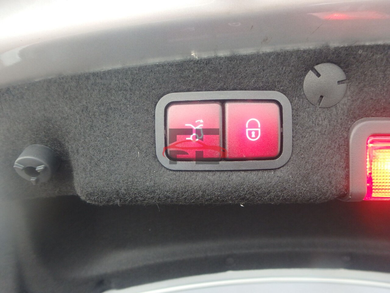 Car 921