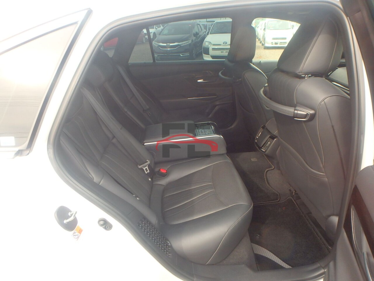Car 1002