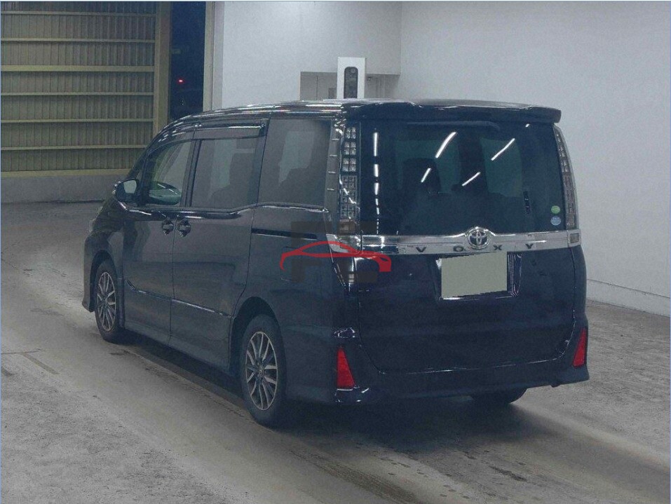 Car 1562