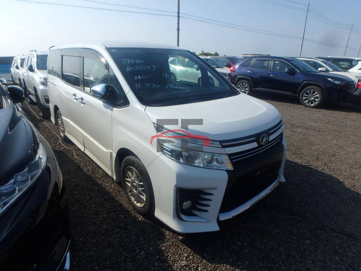 2015 Toyota Voxy ZS