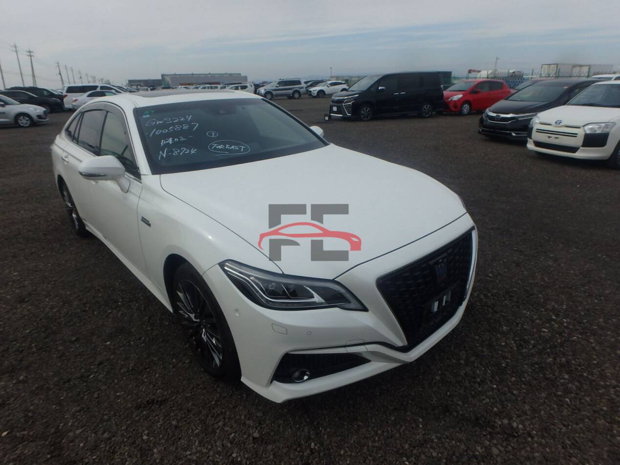 Toyota Crown G Executive Hybrid